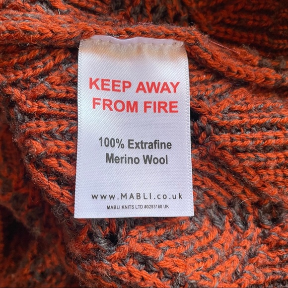 SOLD Mabli Hyfryd Jumper in Brick and Cocoa - Picture 5 of 6